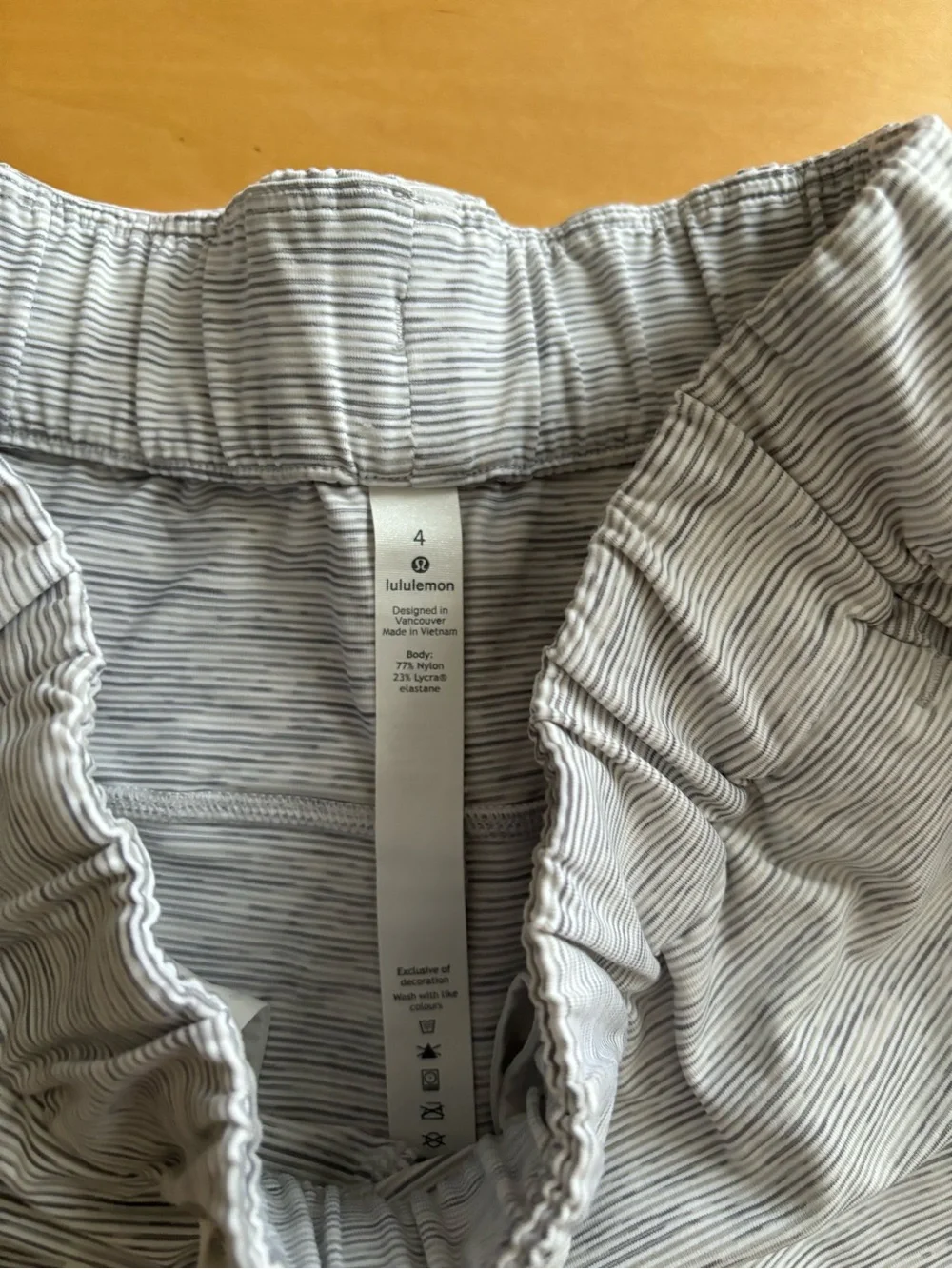 Lululemon On The Fly Crop 23